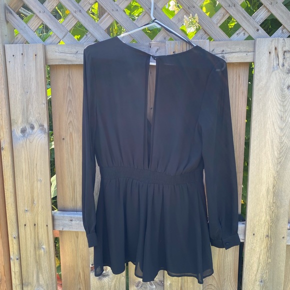 Forever 21 Black Long Sleeve Romper - Picture 2 of 2